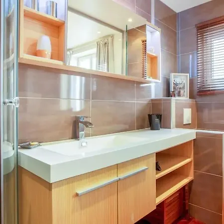 Champs Elysee Elegant Calme Ac Apartment Paris